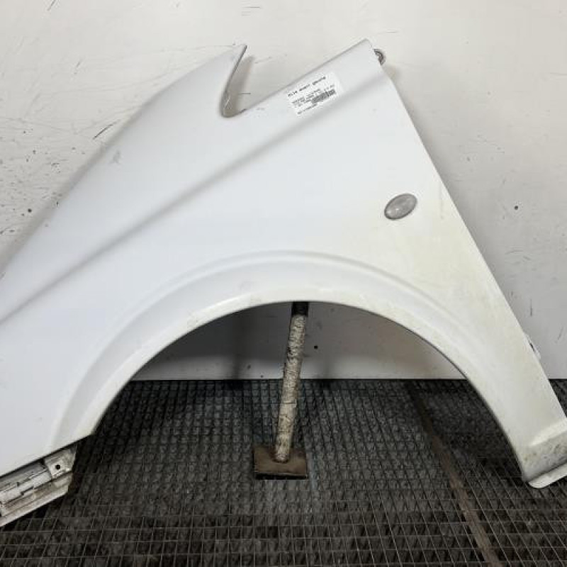 Aile avant gauche MERCEDES VITO 639 Photo n°1