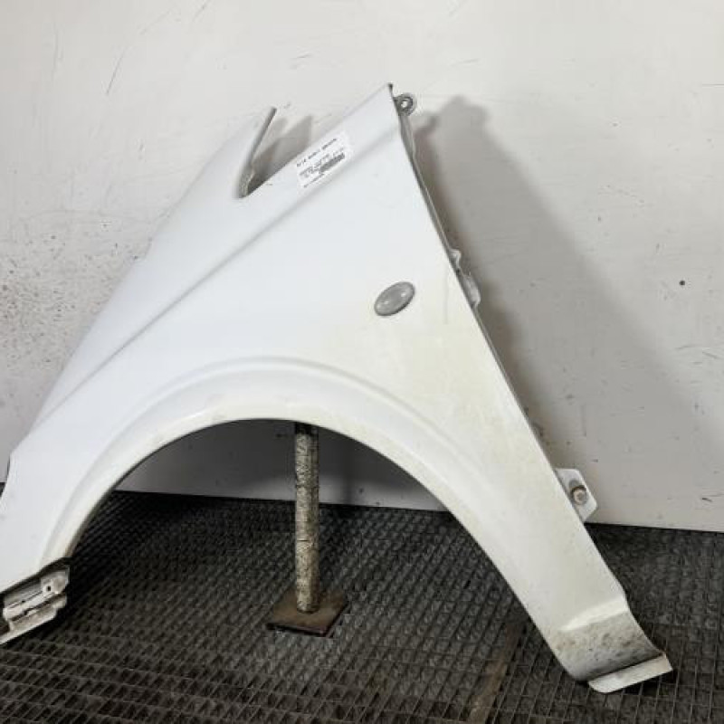 Aile avant gauche MERCEDES VITO 639 Photo n°3