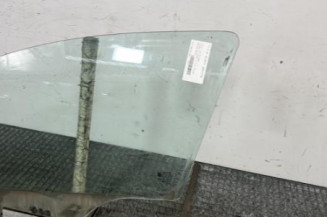 Vitre avant gauche OPEL CORSA D