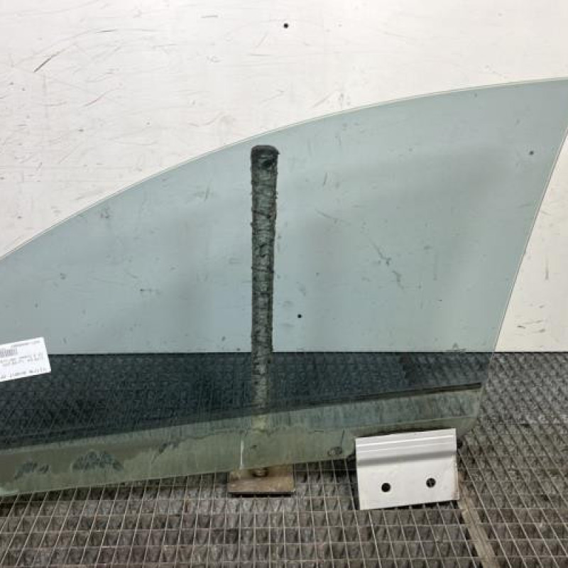 Vitre avant droit CITROEN C6 Photo n°4