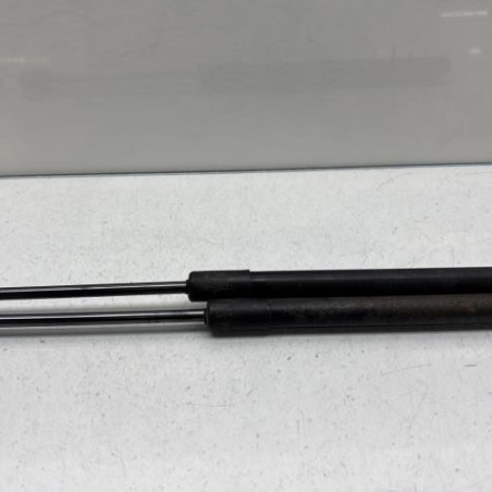 Verin de coffre SUZUKI SWIFT 3 Photo n°1