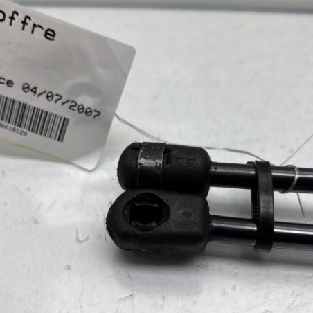 Verin de coffre SUZUKI SWIFT 3