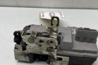 Serrure avant droit PEUGEOT 206+