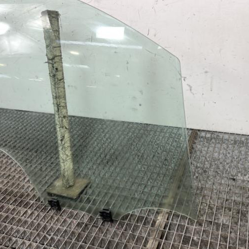 Vitre avant droit CITROEN C3 3 Photo n°2