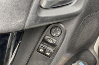 Serrure avant droit CITROEN C3 2