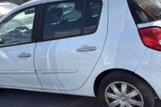 Vase de lave glace RENAULT CLIO 3