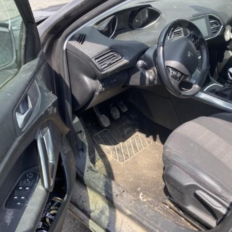 PEUGEOT 308 2 PHASE 2 1.5 BLUE HDI - 16V TURBO Photo n°19