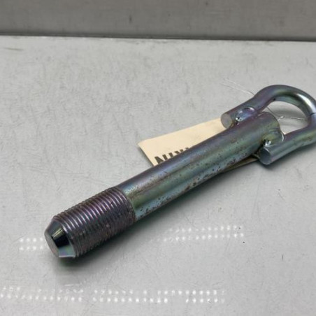 Crochet de remorquage TOYOTA YARIS 3 Photo n°1