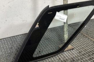 Custode arriere droit KIA SORENTO 1