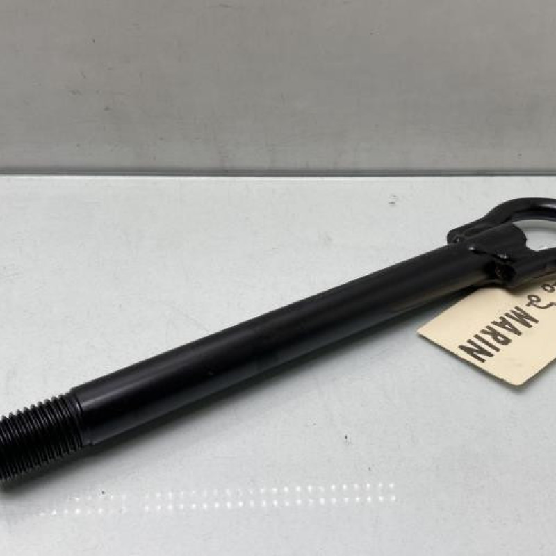 Crochet de remorquage RENAULT CLIO 4 Photo n°1