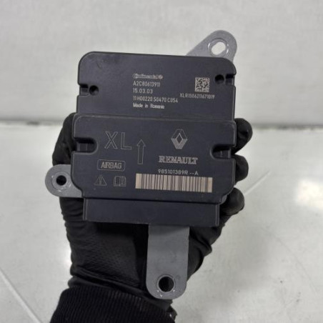Boitier air bag RENAULT CLIO 4 Photo n°1