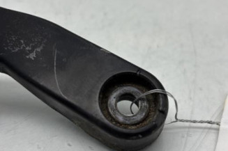 Bras essuie glace avant droit VOLKSWAGEN POLO 4