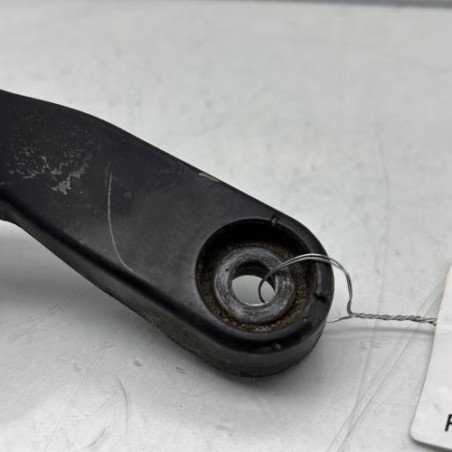 Bras essuie glace avant droit VOLKSWAGEN POLO 4