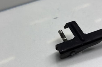 Bras essuie glace avant droit VOLKSWAGEN POLO 4