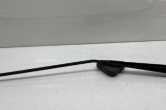 Bras essuie glace avant droit VOLKSWAGEN POLO 4
