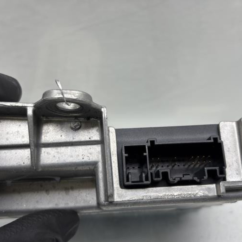 Boitier air bag RENAULT CLIO 3 Photo n°3