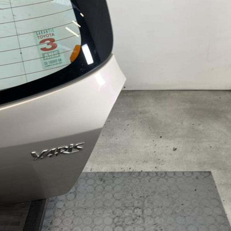 Malle/Hayon arriere TOYOTA YARIS 2 Photo n°4