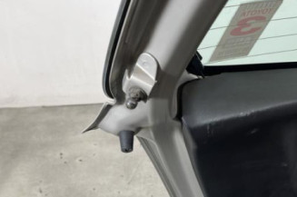 Malle/Hayon arriere TOYOTA YARIS 2
