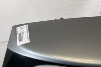 Malle/Hayon arriere TOYOTA AVENSIS 2