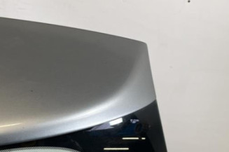 Malle/Hayon arriere TOYOTA AVENSIS 2