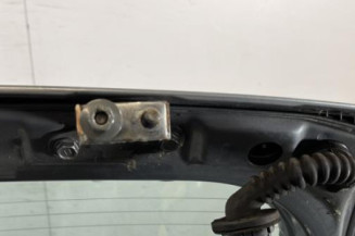 Malle/Hayon arriere TOYOTA AVENSIS 2