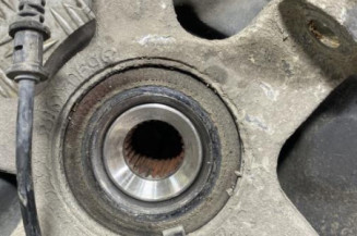 Pivot de moyeu avant gauche MERCEDES CLASSE A 169