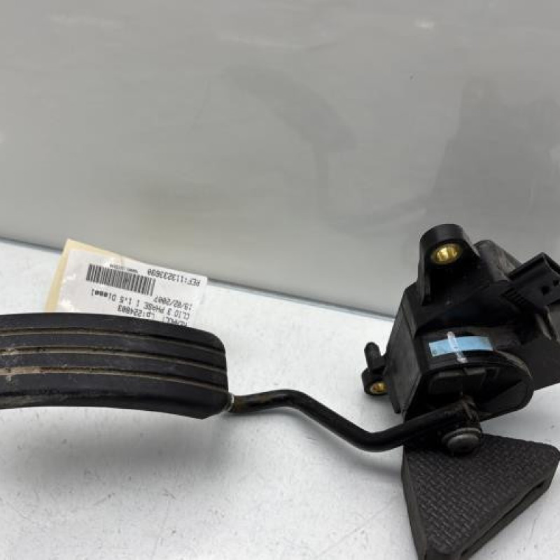 Pedale d'accelerateur RENAULT CLIO 3 Photo n°1