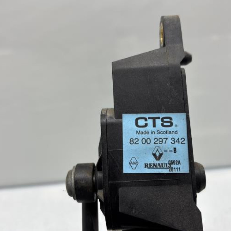 Pedale d'accelerateur RENAULT CLIO 3 Photo n°5