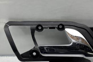 Poignee interieur arriere droit VOLKSWAGEN POLO 4 Photo n°1