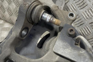 Pivot de moyeu avant gauche MERCEDES CLASSE E 211