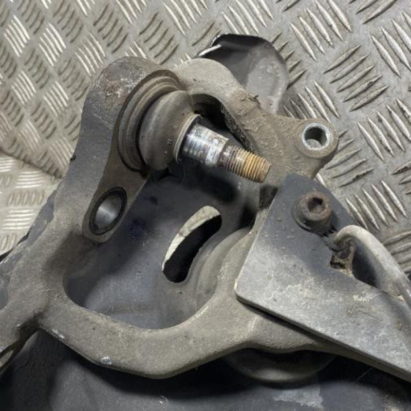 Pivot de moyeu avant gauche MERCEDES CLASSE E 211 Photo n°4