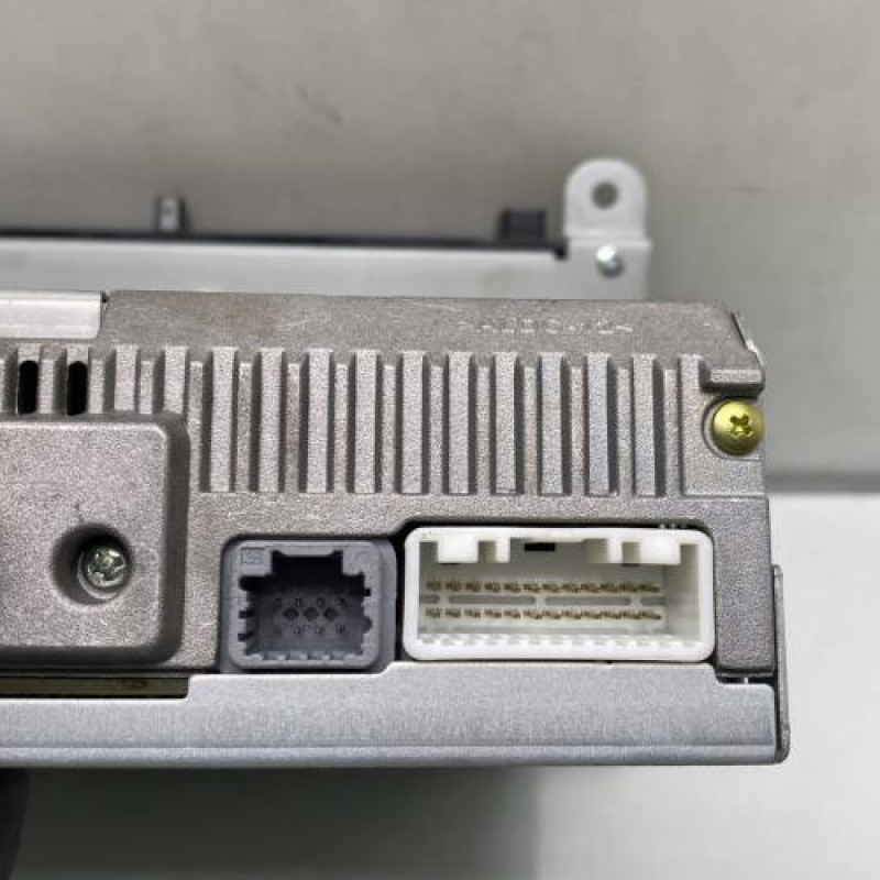 Ecran GPS RENAULT CLIO 4 Photo n°3