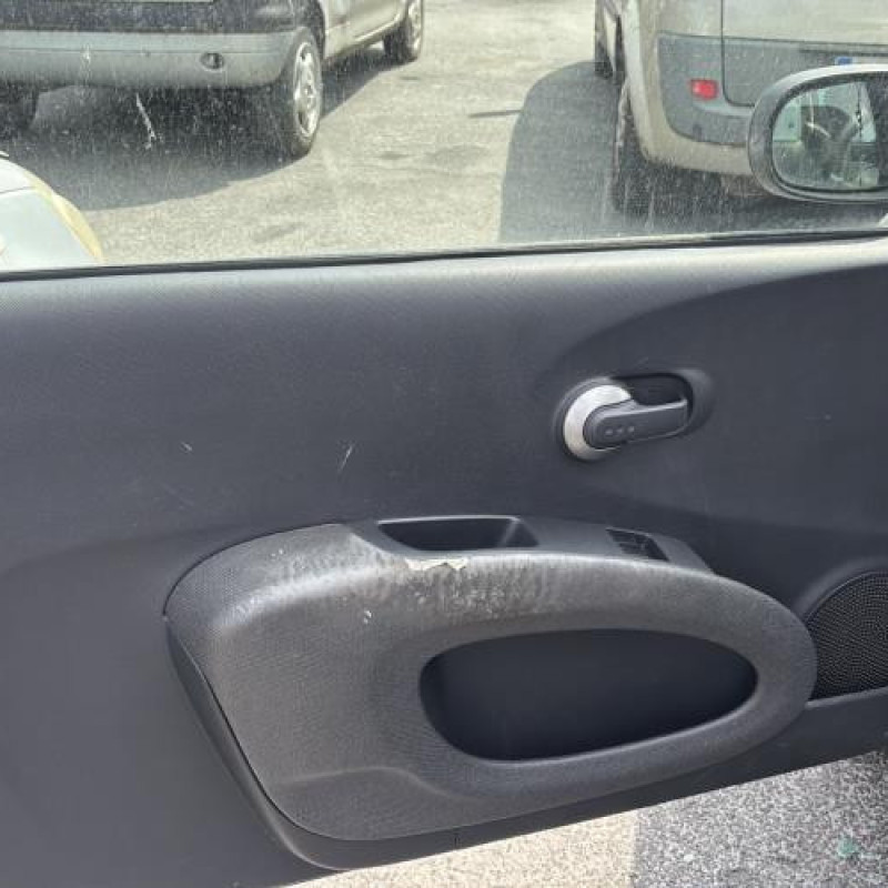 Moteur essuie glace arriere NISSAN MICRA 3 Photo n°9