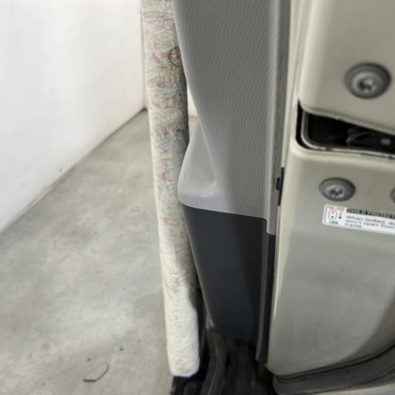 Porte arriere droit TOYOTA YARIS 2 Photo n°3