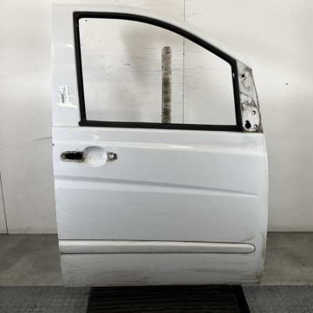 Porte avant droit MERCEDES VITO 639 Photo n°1