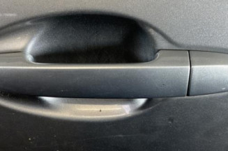 Porte arriere gauche TOYOTA AVENSIS 2