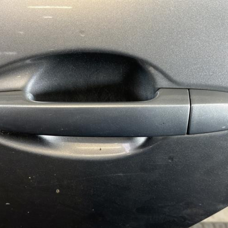 Porte arriere gauche TOYOTA AVENSIS 2 Photo n°2