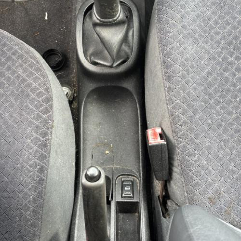 Moteur essuie glace arriere NISSAN MICRA 3 Photo n°17