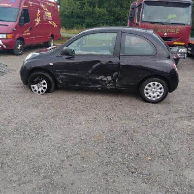 Moteur essuie glace arriere NISSAN MICRA 3 Photo n°4