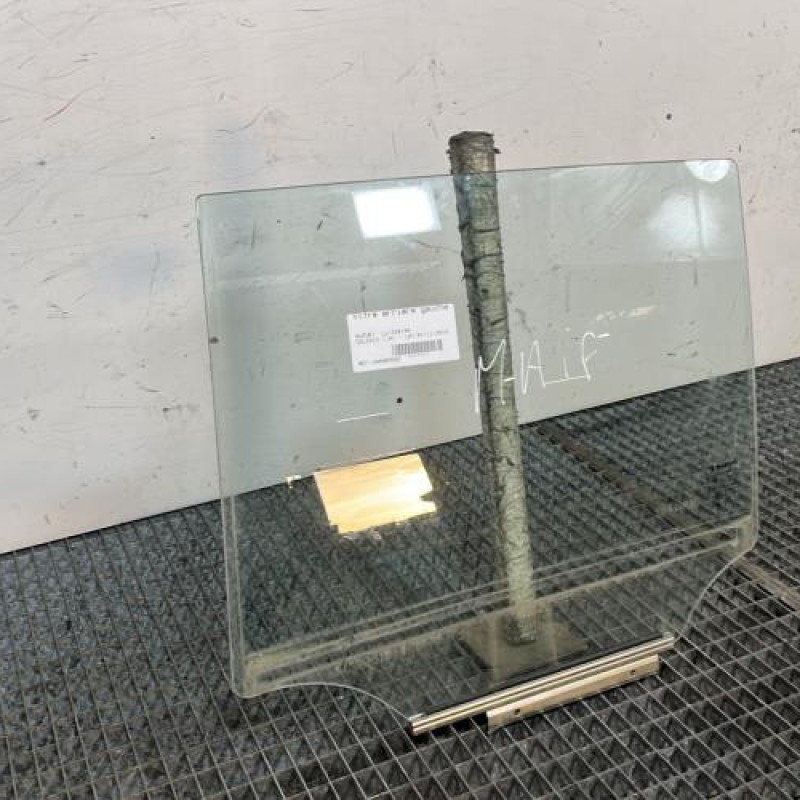 Vitre arriere gauche SUZUKI CELERIO Photo n°2