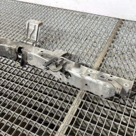 Traverse superieure TOYOTA VERSO