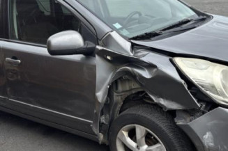 Vase de lave glace NISSAN NOTE 1