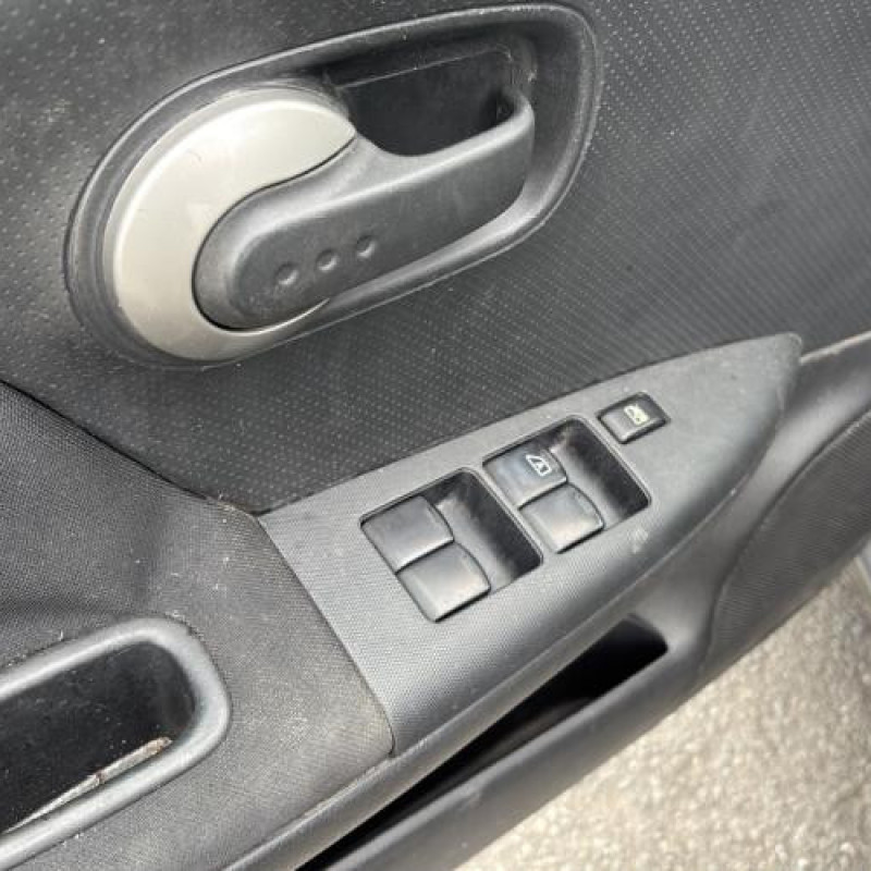 Vase de lave glace NISSAN NOTE 1 Photo n°10