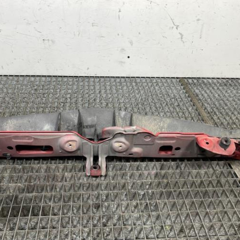 Traverse superieure TOYOTA YARIS 2 Photo n°4