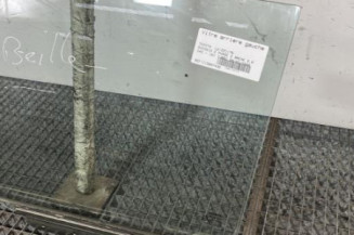 Vitre arriere gauche TOYOTA AVENSIS 2