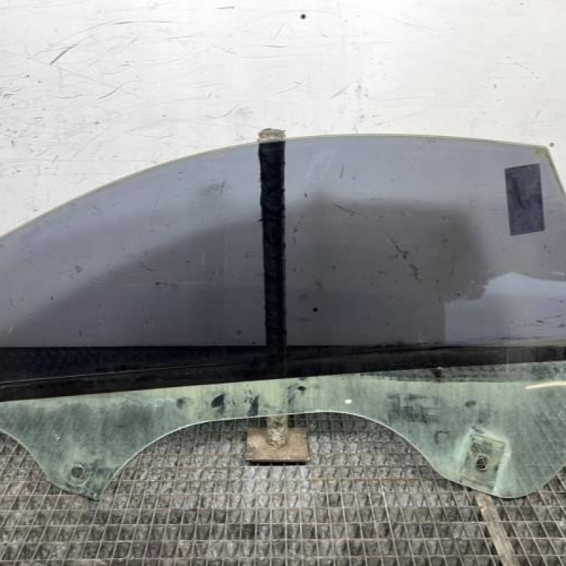 Vitre avant droit OPEL TIGRA 2 Photo n°4