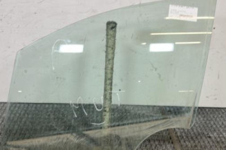 Vitre avant gauche CITROEN C3 3 Photo n°1