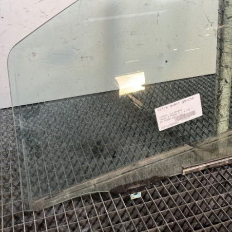 Vitre avant gauche TOYOTA YARIS 2