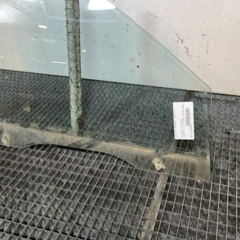 Vitre avant droit HYUNDAI SANTA FE 1 Photo n°2