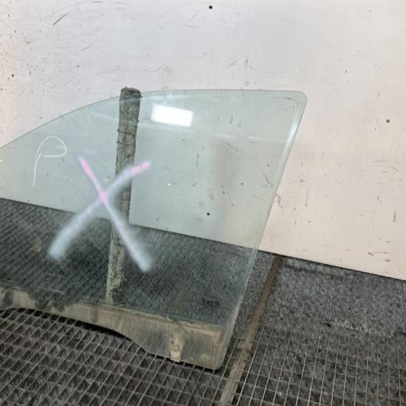 Vitre avant gauche HYUNDAI SANTA FE 1 Photo n°3